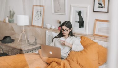 How are single Aussies ending up $20k behind?