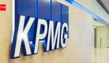 KPMG now has a dashboard for its employees in America that the company hopes encourages more 'frequent and sophisticated' ...