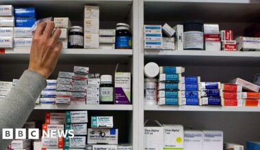 Medicine availability 'poorest for a long time' - BBC