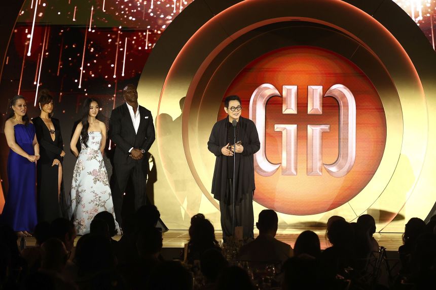 At the Gold Gala in LA, Jet Li was presented the Gold Legend award by Shannon Lee, Maggie Q, his daughter Jane Li and Terry Crews. Li said he was touched by the standing ovation from those in the audience.