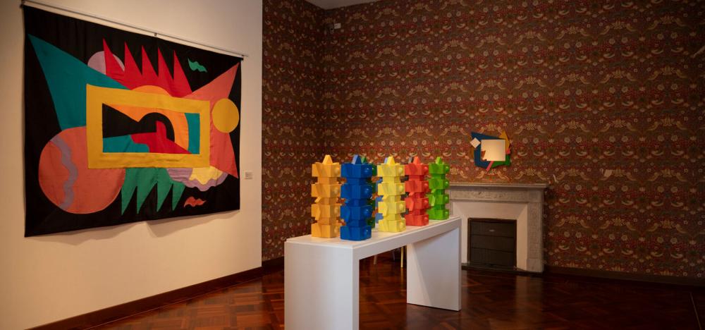 Rooms as worlds: Mendini’s universe comes to life on Lake Maggiore