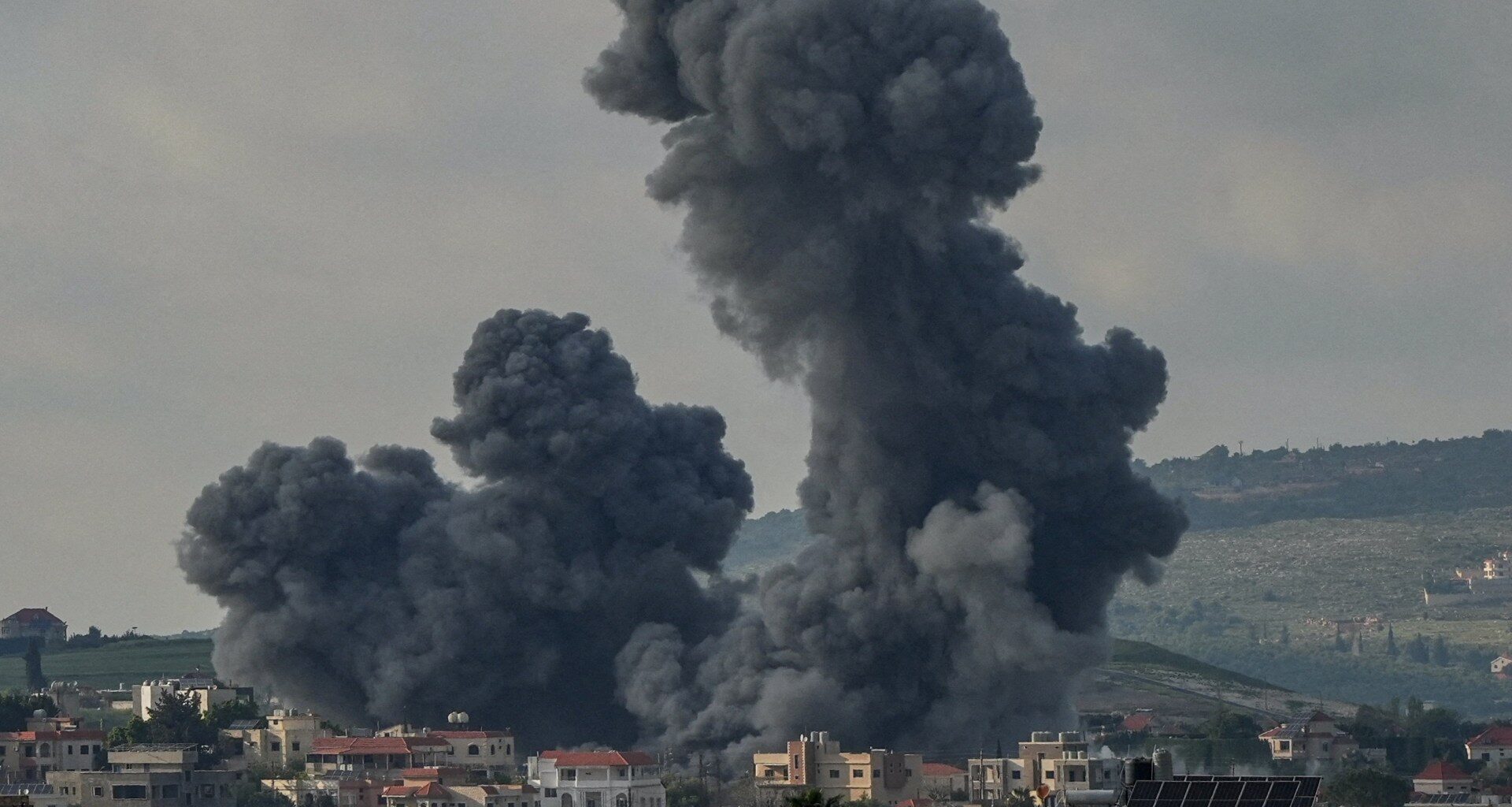 Israeli air strikes on Lebanon kill 41 people in 24-hours | Israel attacks Lebanon News
