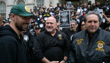 Correction, sanitation workers win 20-year retirement