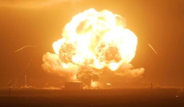 Blue Origin’s rocket explosion is a big setback for NASA’s moon goals