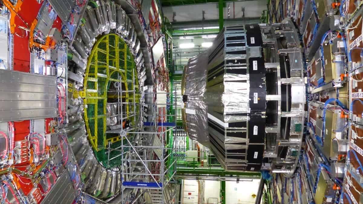 Tiny droplets of primordial soup appear in oxygen collisions – Physics World