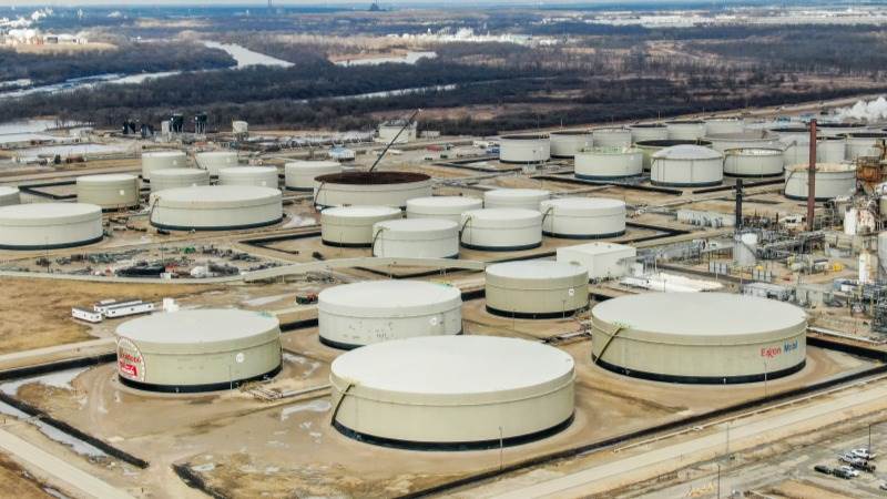 EIA: US crude oil inventories down by 2.3M barrels - Breakingthenews.net