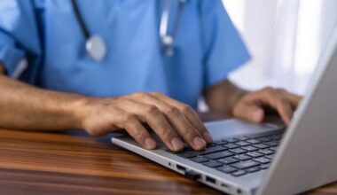 Palantir staff can access patient data