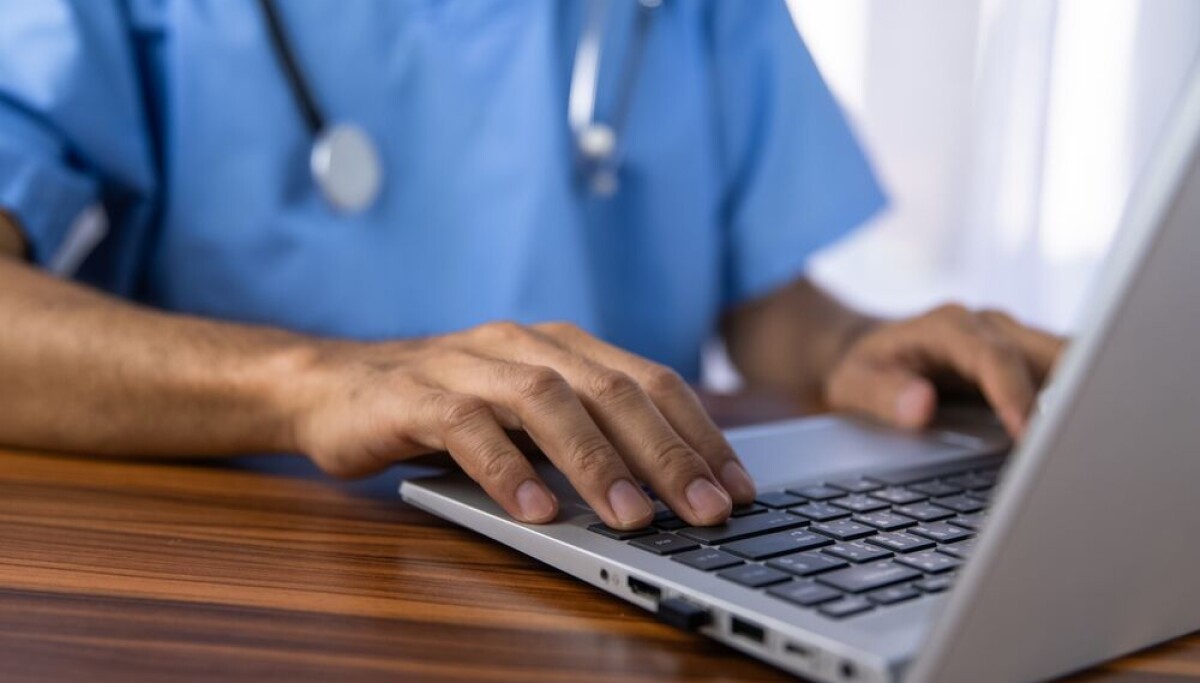 Palantir staff can access patient data