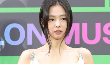 Blackpink member Jennie attends the The 17th Melon Music Awards held at the Gocheok Sky Dome in Guro District, western Seoul, on Dec. 20, 2025. [NEWS1]