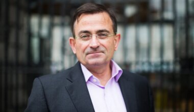 Eddie Hobbs sells finance advice firm to rival for up to €5m