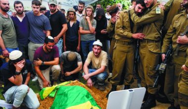 As Trump Hesitates, Israel Prepares for Renewed Iran Strikes