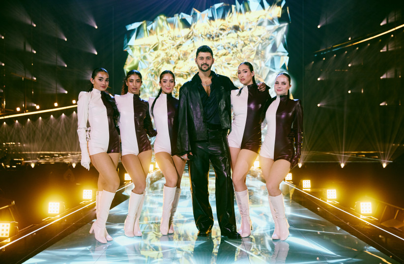 Noam Bettan with dancers at a recent rehearsal.