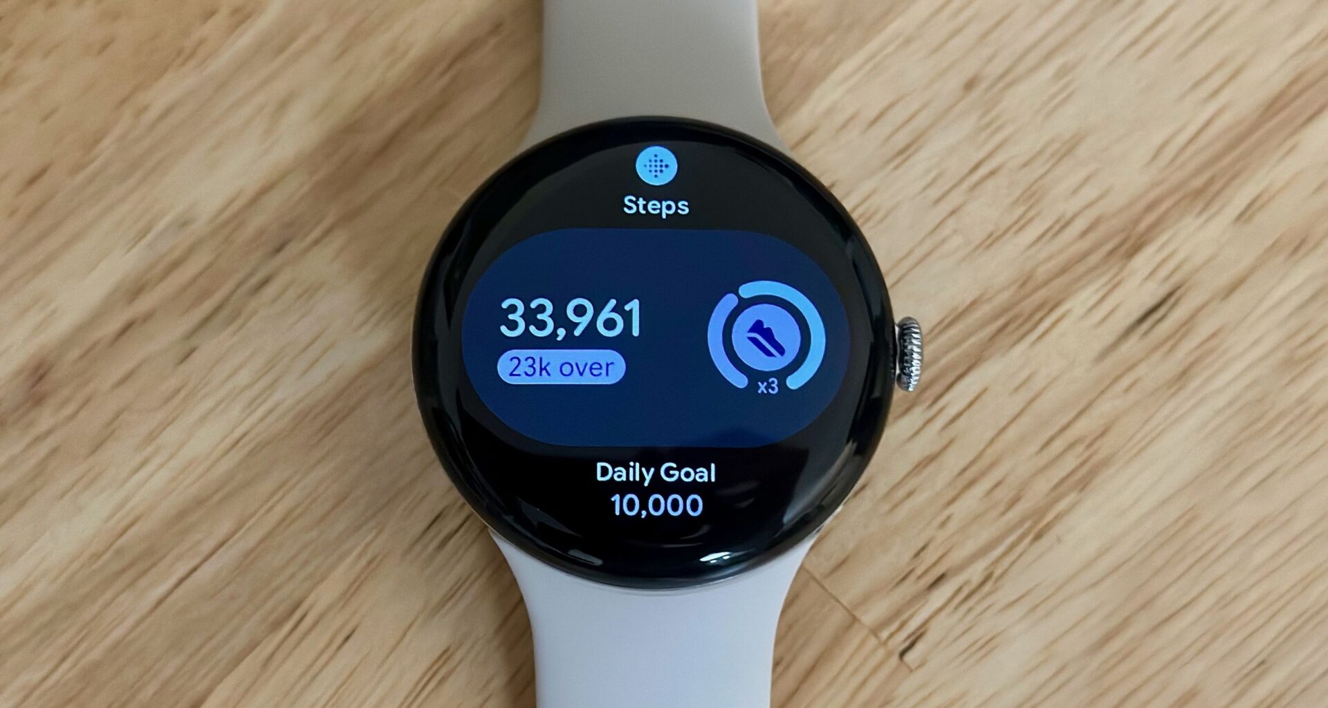 A buggy Fitbit update is blinding sensors on the Pixel Watch 3 and 4