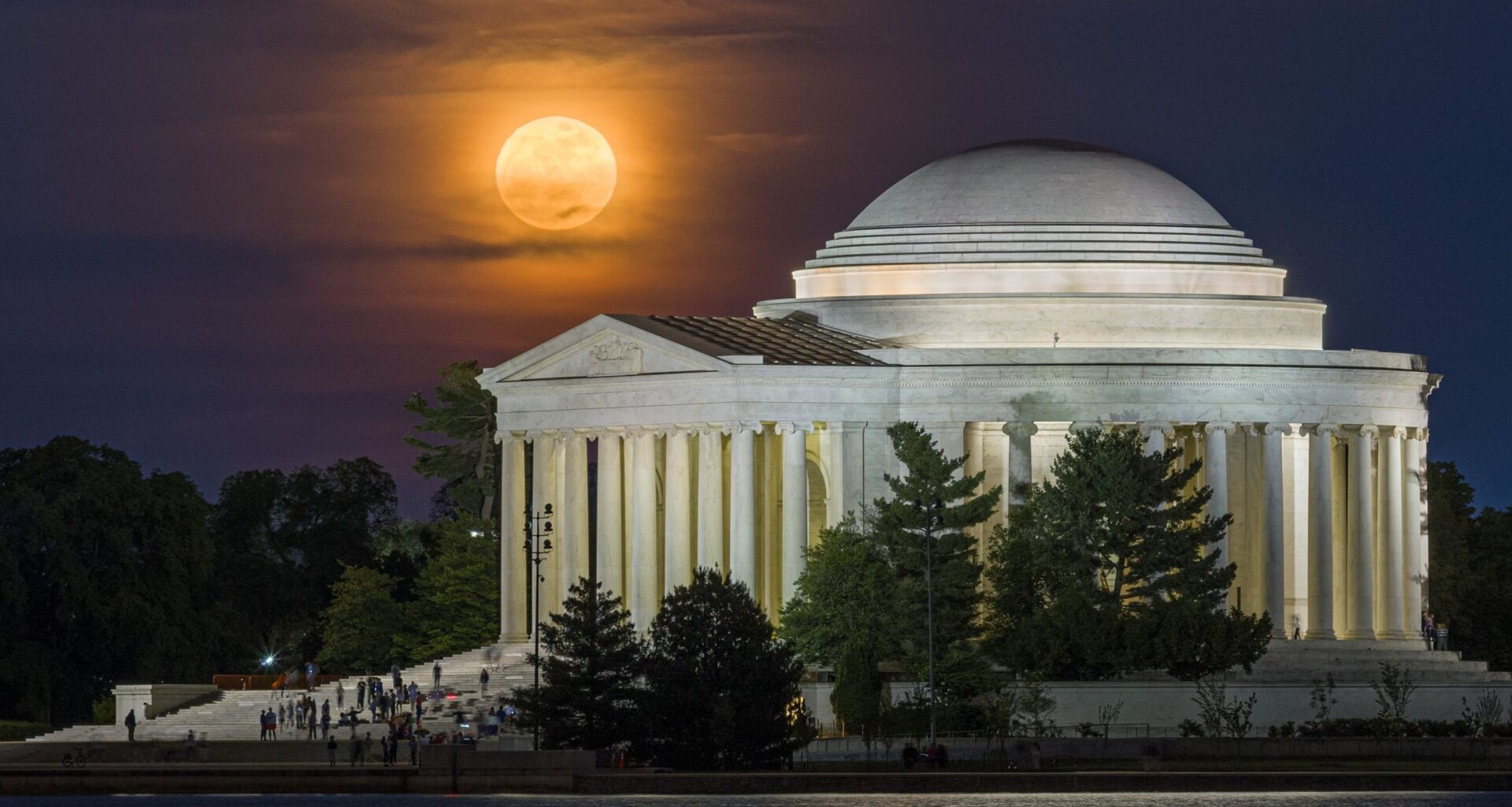 See May's full 'Flower Moon' bloom in gorgeous photos from around the world