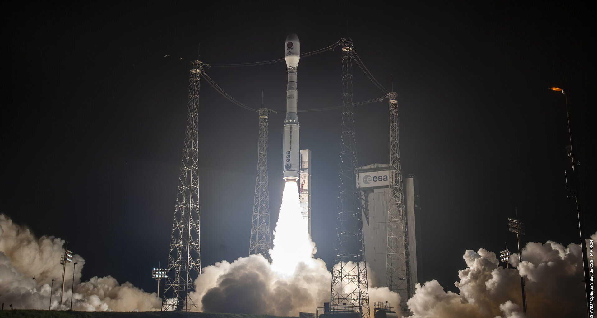Wide view of Vega-C liftoff with Smile