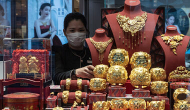 Hong Kong overtakes Switzerland as world's top cross-border wealth hub