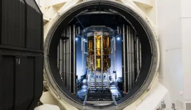 Blue Origin’s new moon lander just survived extreme space testing on Earth