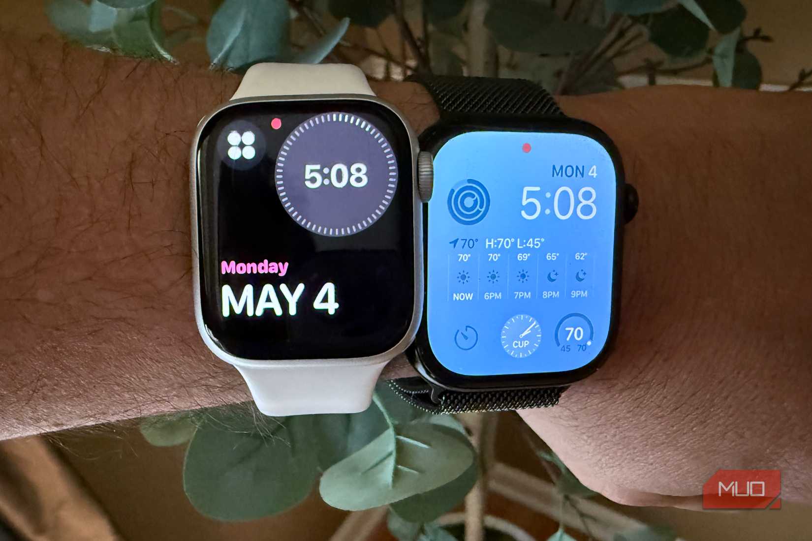 busy apple watch versus simple