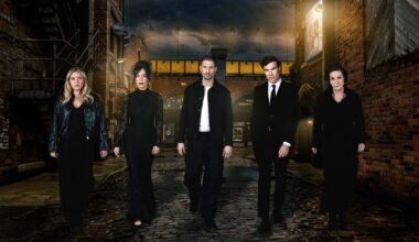 Coronation Street reveals murder victim - with two more lives at risk