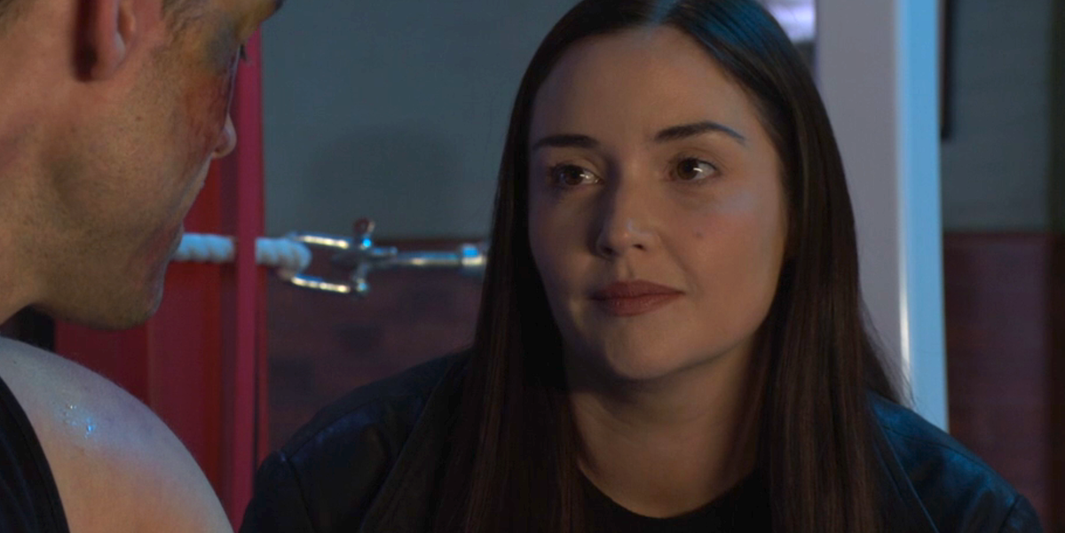 EastEnders' dangerous new Lauren decision starts a new chapter of chaos