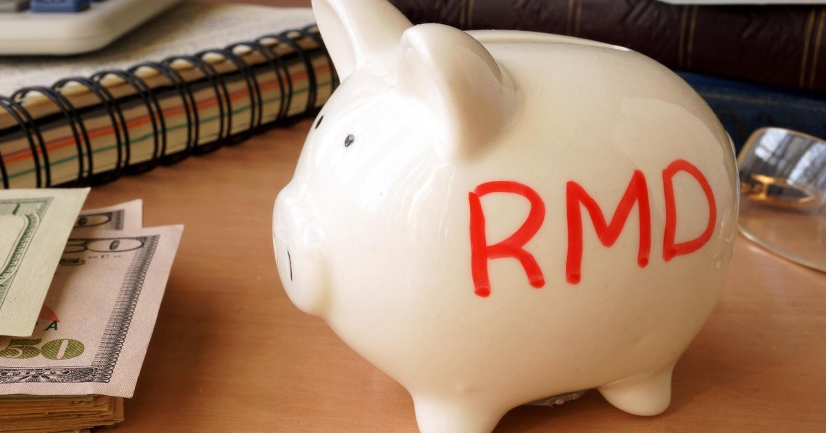 What's the required minimum distribution from a $100,000 retirement account? Here's what to know.