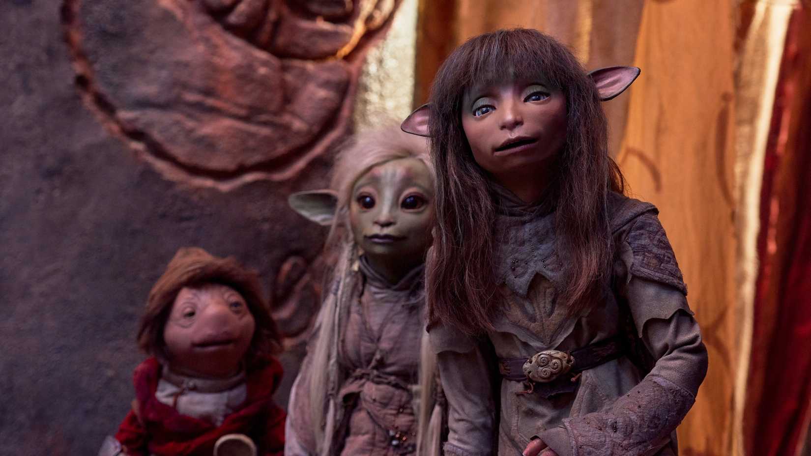 Hup, Deet, and Rian gathered in The Dark Crystal Age Of Resistance