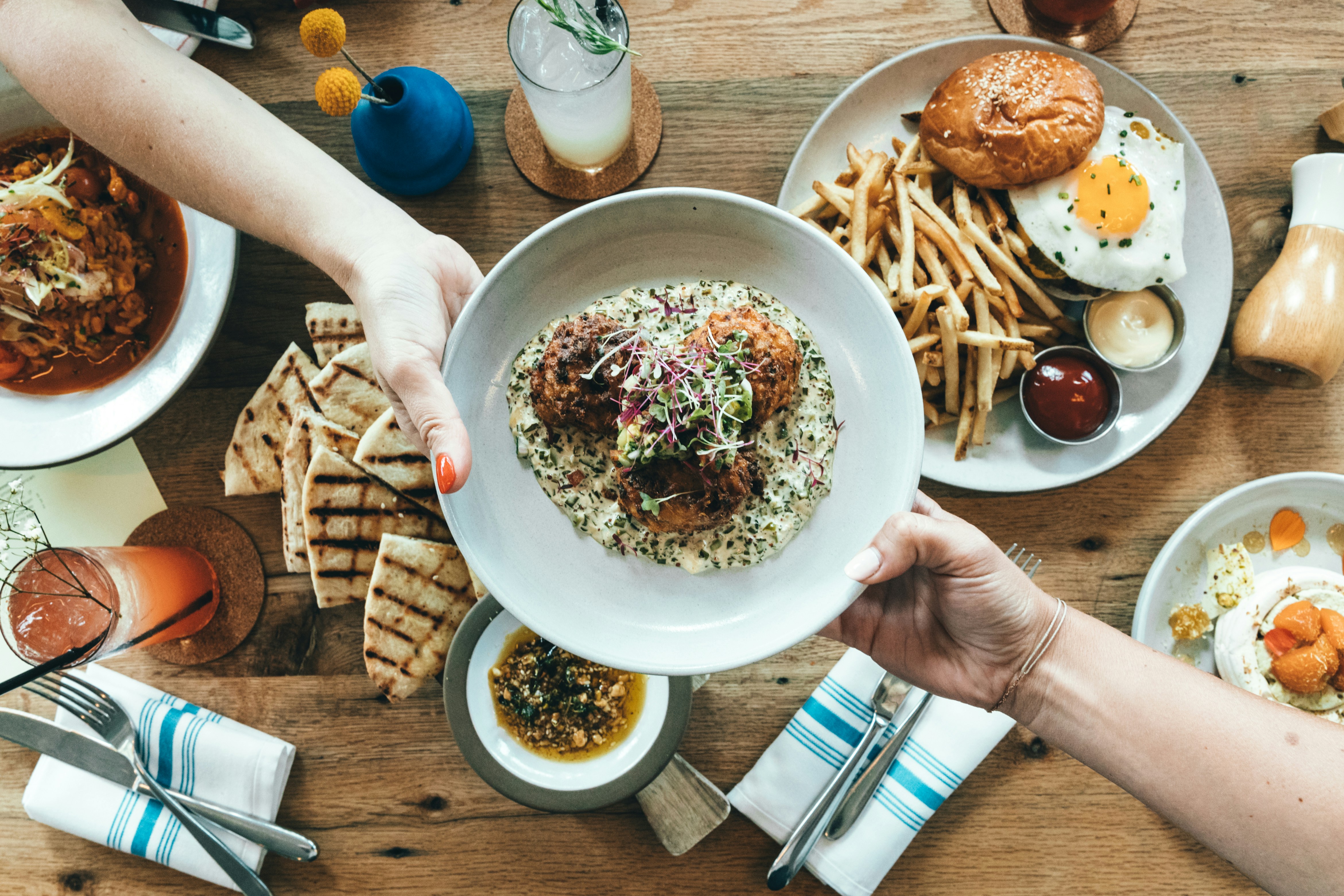 According to experts, not all hunger is the same. According to experts, not all hunger is the same.
