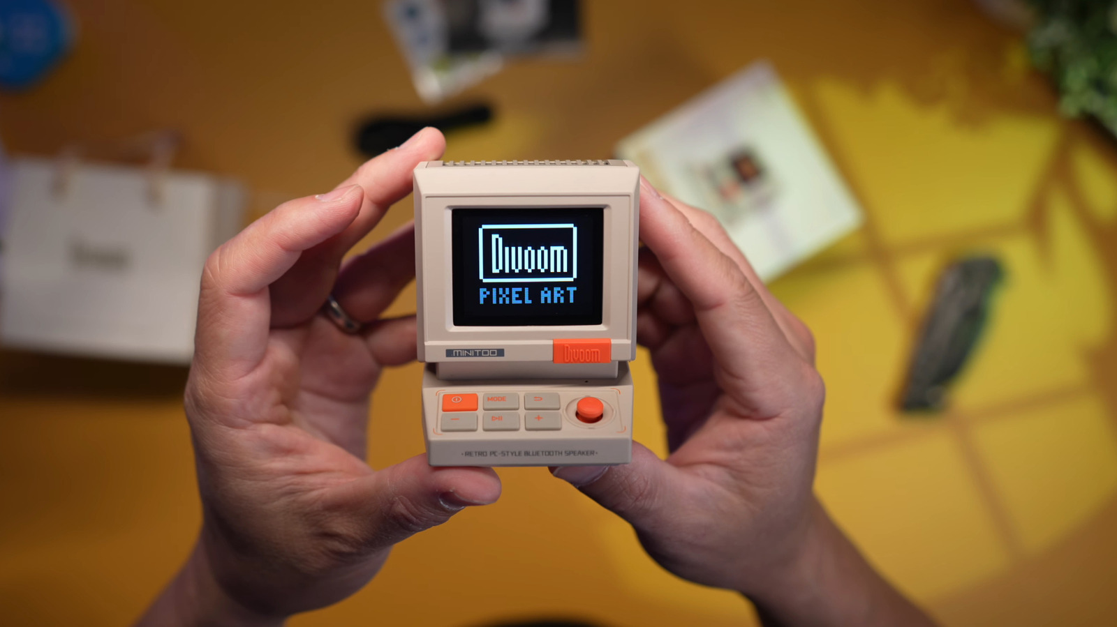10 Retro-Inspired Gadgets On Amazon That Scream 1980s