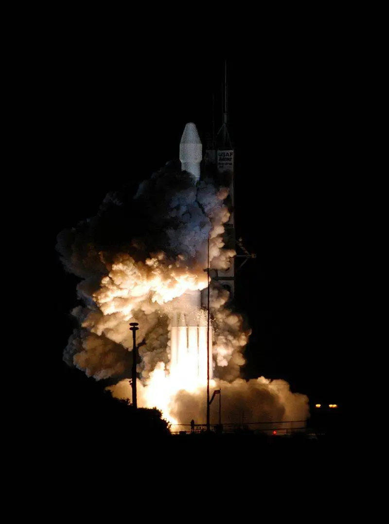 Messenger Launch Aug 4 2004