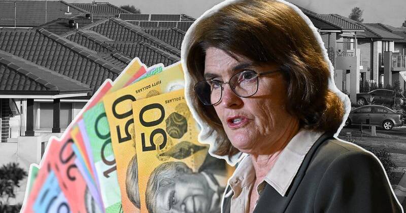 The Reserve Bank is weighing the dual threats of high inflation and a stalling economy. Photo: Susie Dodds/AAP PHOTOS