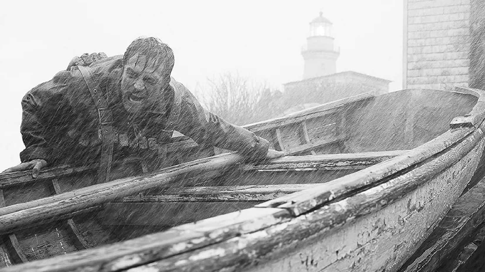 robert pattinson in the lighthouse-1