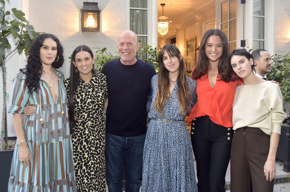 Rumer Willis, Demi Moore, Bruce Willis, Scout Willis, Emma Heming Willis and Tallulah Willis pictured together in 2019 rumer willis, demi moore, bruce willis, scout willis, emma heming willis and tallulah willis pictured together in 2019