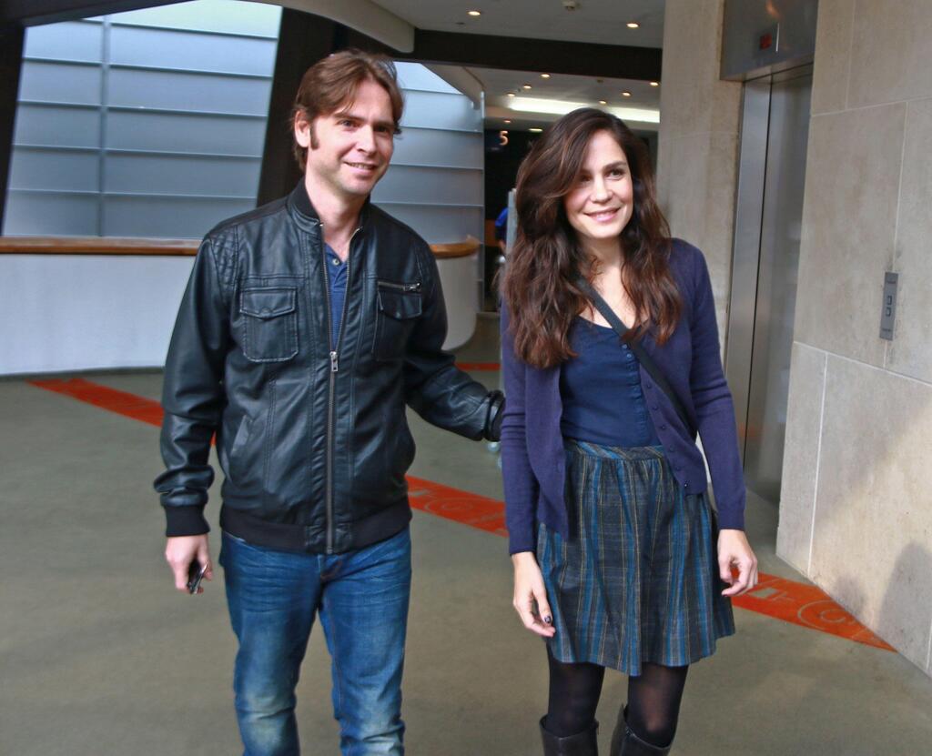 Netta Garti and Peter Roth (Photo: Dana Kopel) פיטר רוט עם נטע גרטי