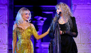 Sabrina Carpenter Was Met Gala 2026's Surprise Performer with Special Guest Stevie Nicks - Watch Videos! - Just Jared - Celebrity News and Gossip