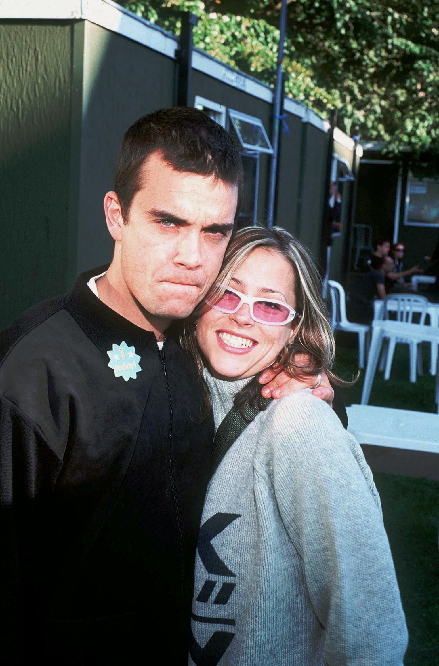 Nicole and Robbie Williams in 1998