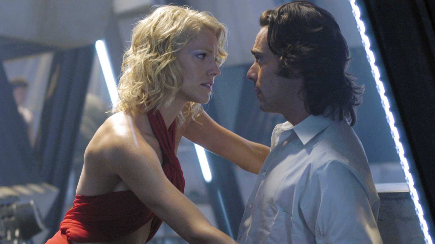 Six and Baltar in Battlestar Galactica