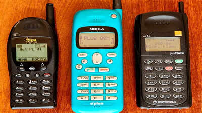 In 1998, a grandmother went to the bank with a stack of dusty papers. Thanks to Nokia, she unexpectedly turned into a multimillionaire