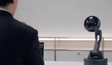 This “lamp” hides an AI assistant that could soon change your daily routine