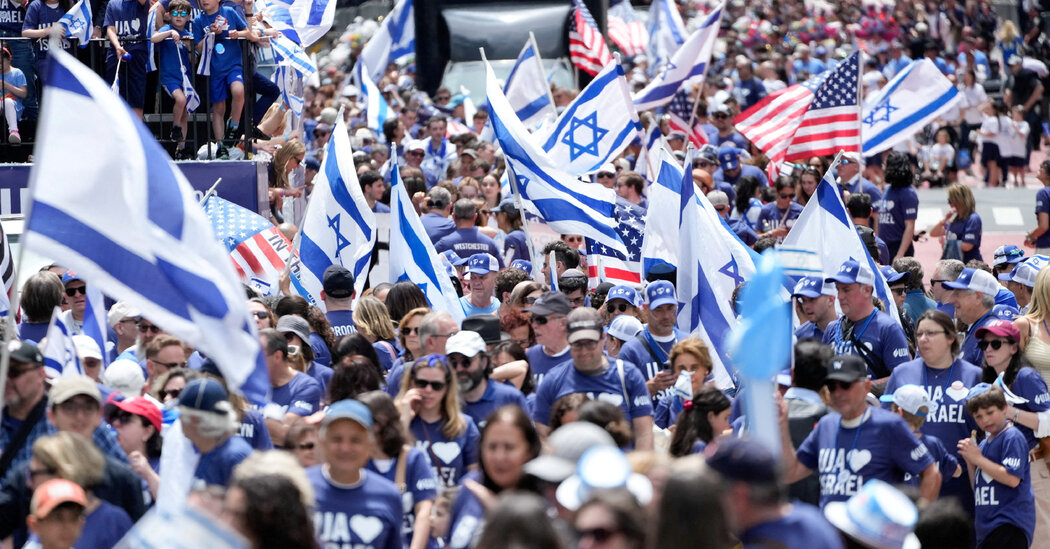 Right-Wing Officials’ Appearance at Israel Day Parade Leads to Backlash
