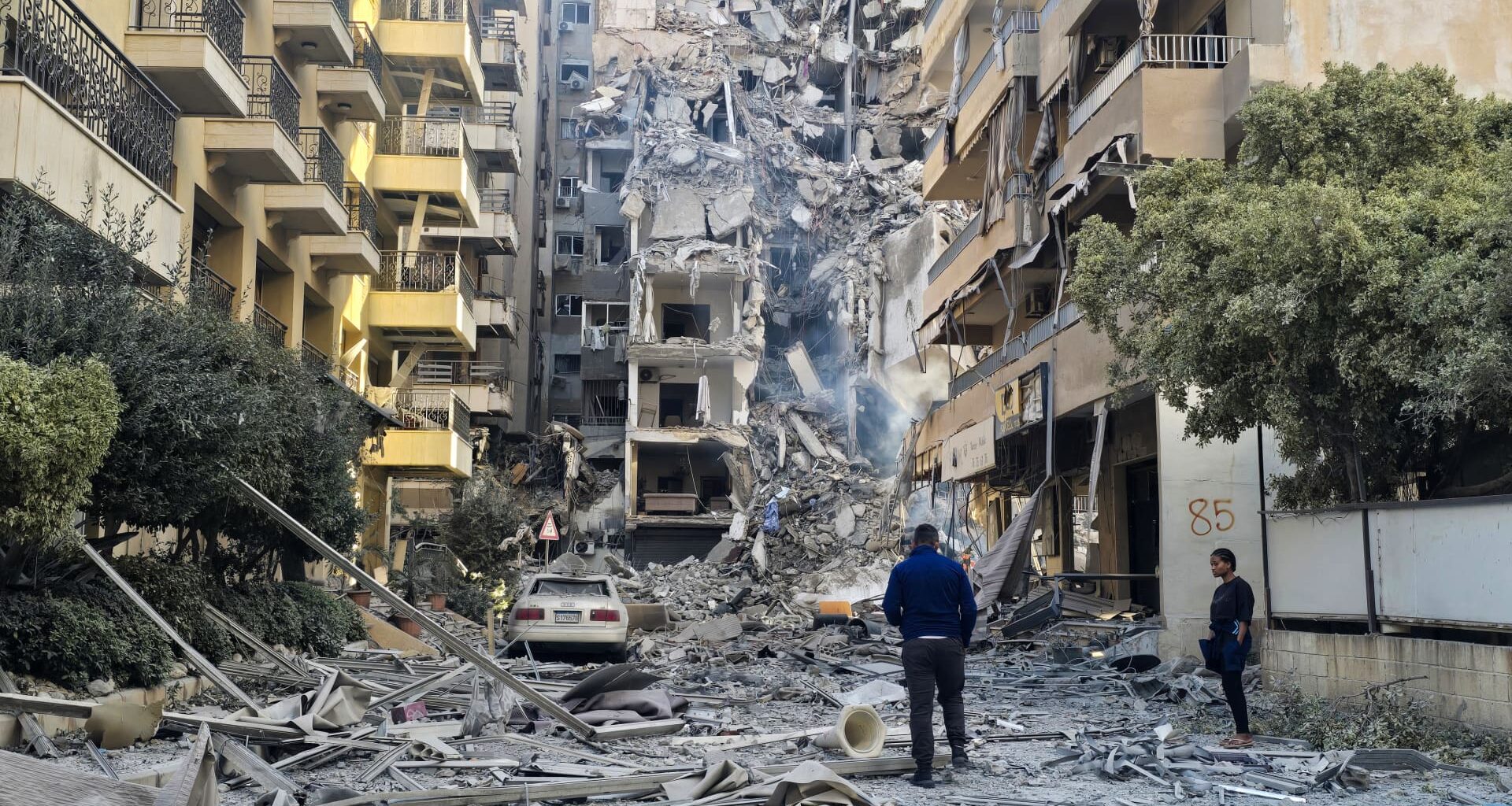 Israel and Lebanon agree to implement ceasefire