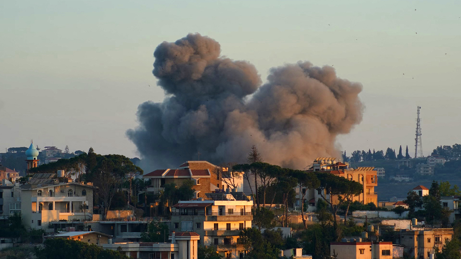 One Killed and Thousands Warned to Leave as Israeli Operations Intensify Across South Lebanon