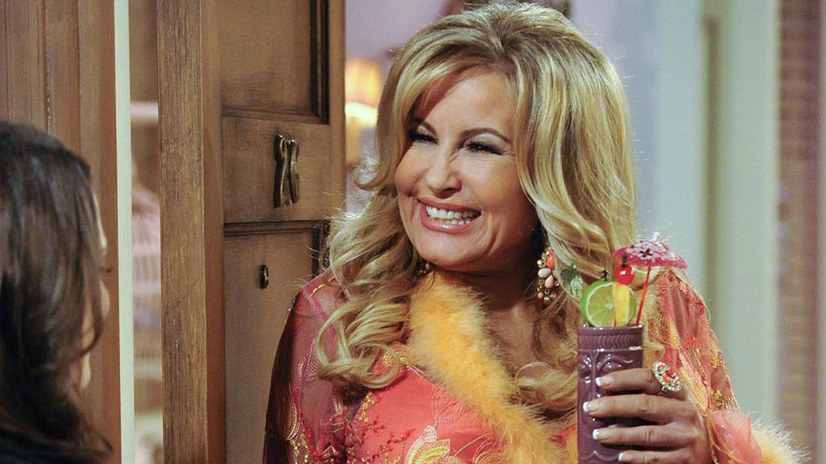 CBS' Forgotten 6-Episode Sitcom Is Climbing Up Streaming Charts 9 Years Later