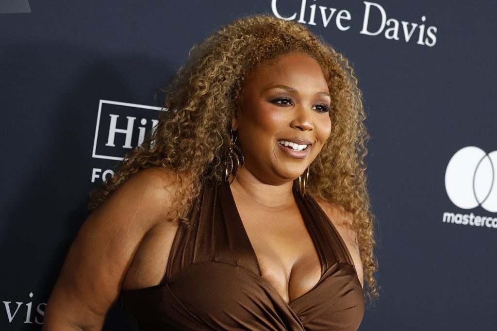 Lizzo Explains Why Michael Jackson, Prince's Legacies Can't Be Matched