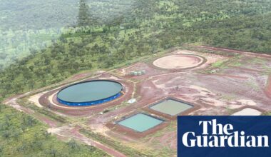 ‘Gateway to full scale fracking’: Santos could drill for new gas in Northern Territory within weeks | Santos