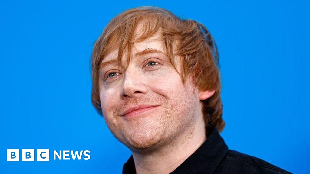 Harry Potter star wins bid to build eco-village - BBC