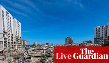 Venezuela earthquake aftershock hits capital city as ‘miracle’ rescues reported – latest updates | Venezuela