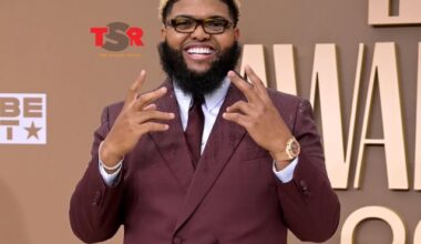 #TSRBETAwards: Alright now! The fellas are out here looking sharp! #Druski, #DaVinchi and #DurandBernarr show out on the carpet. 👏🏾👏🏾 (SWIPE)—(📸: @gettyimages) ✍🏾: #TSRStaffJW - instagram.com