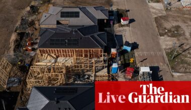 Australia news live: Three major banks predict interest rates to fall next year; ABC boss acknowledges ‘lessons’ from legal losses | Australia news
