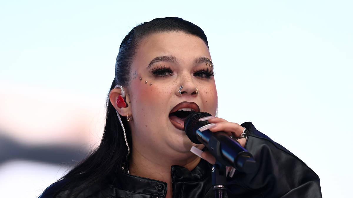 Lola Young thanks crowd at Capital's Summertime Ball one year on from stage malfunction