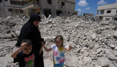 Israeli strikes kill four in southern Lebanon amid ceasefire talks | News